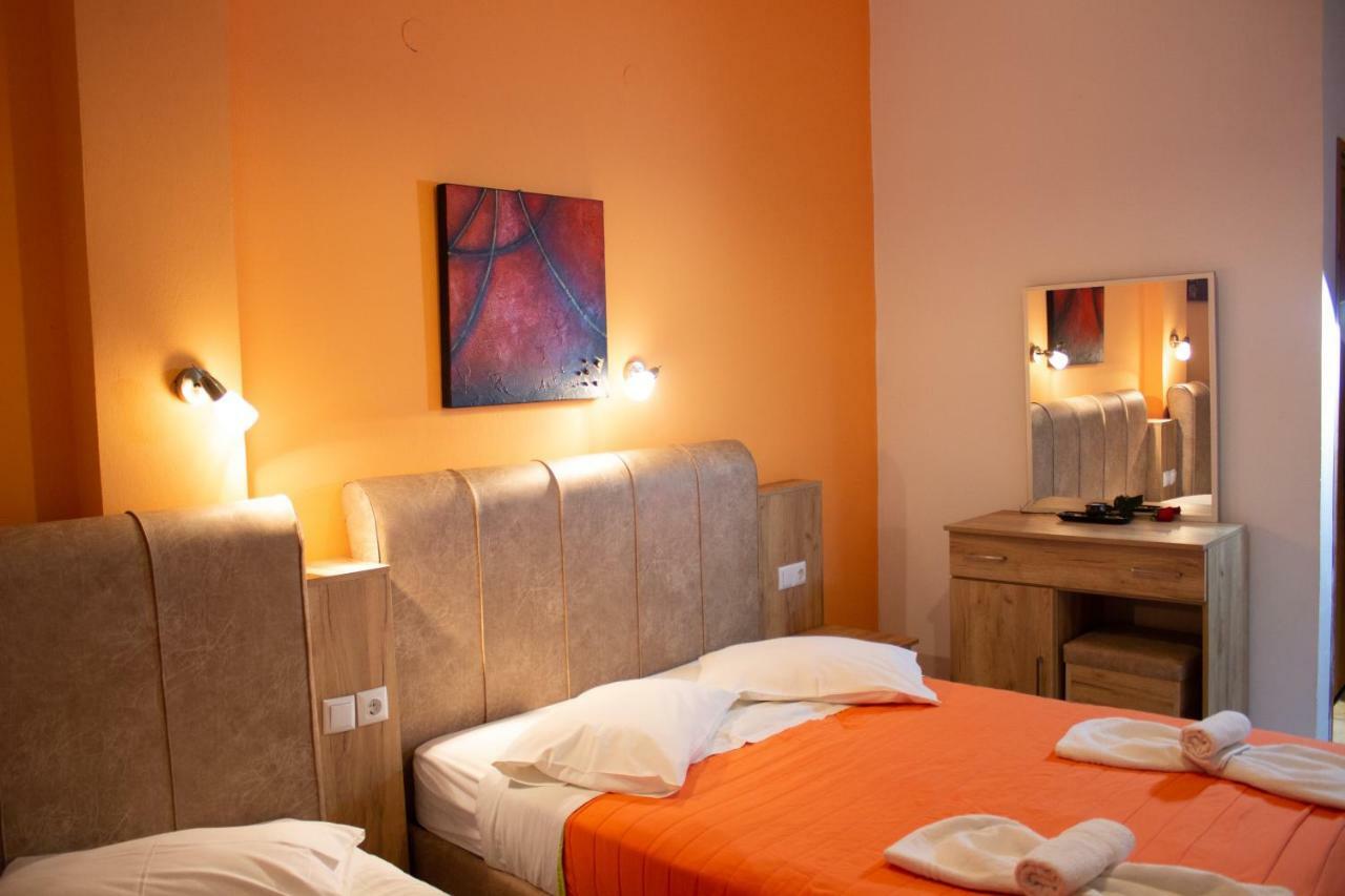 Hotel Rizos Bay Sarakiniko Sarakiniko  Esterno foto